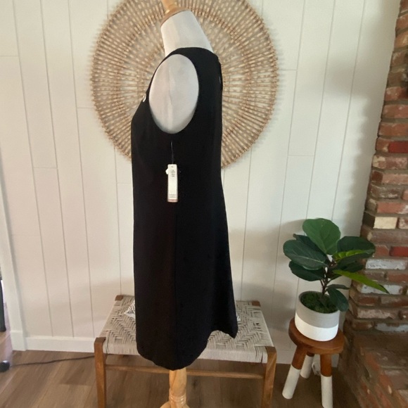 Sandra Darren Black Sleeveless Shift Dress Size 12 NWT Little Black Dress - Picture 3 of 8